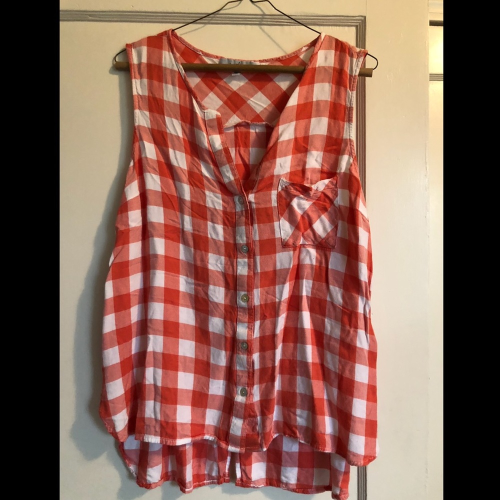 Cute checkered top
